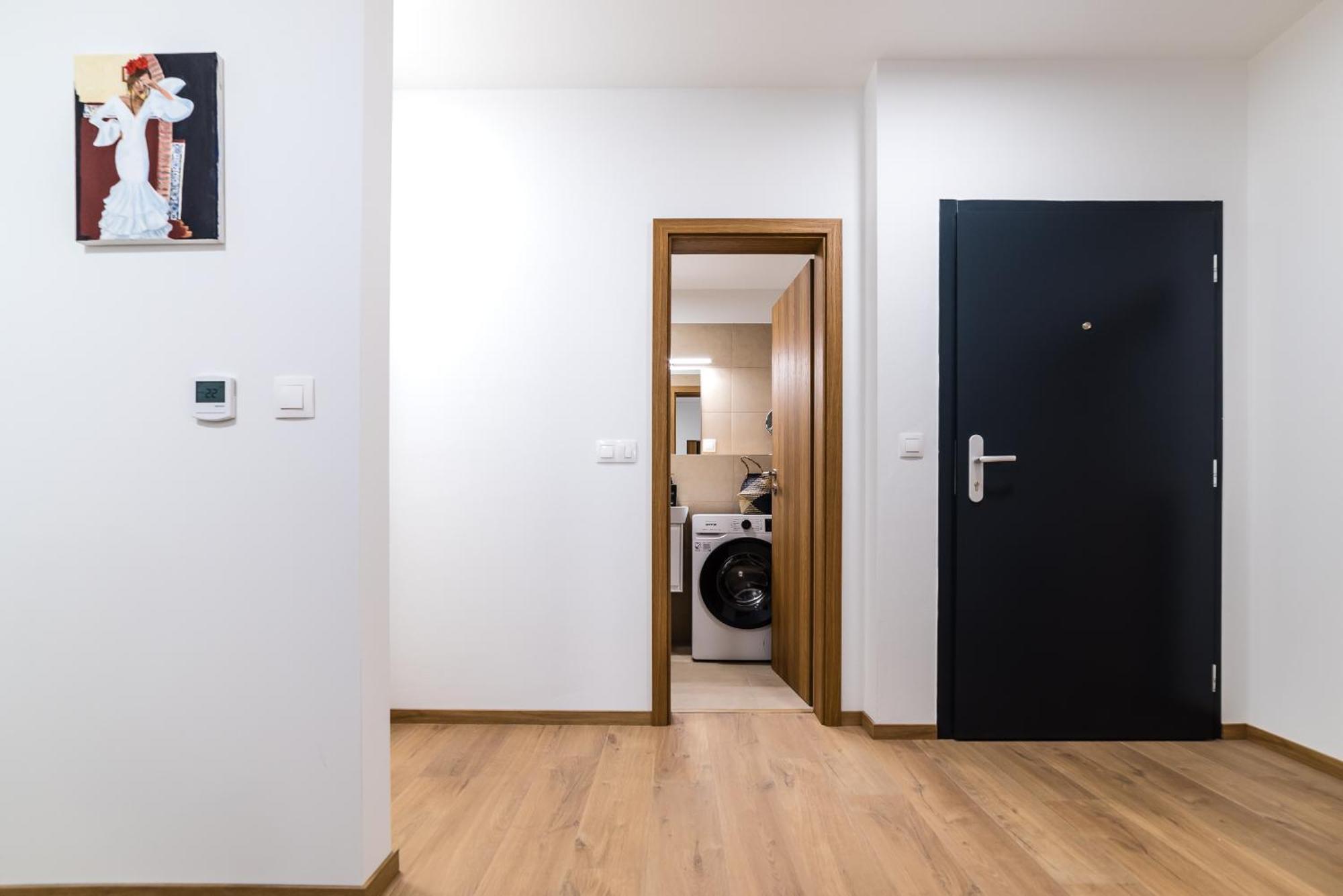 Mickiewiczova Apartment Free Parking By Veronika & Jano บราติสลาวา ภายนอก รูปภาพ