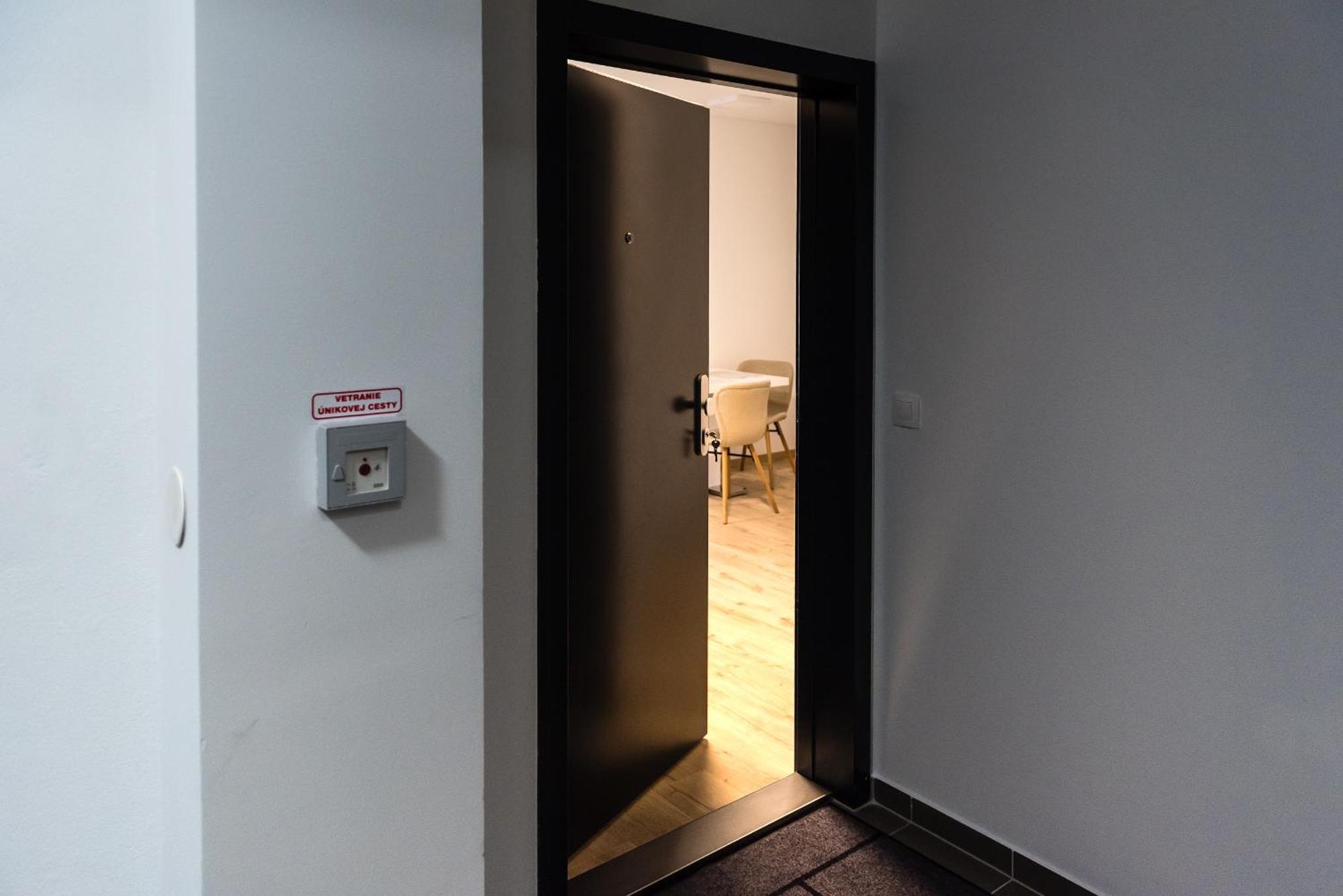 Mickiewiczova Apartment Free Parking By Veronika & Jano บราติสลาวา ภายนอก รูปภาพ